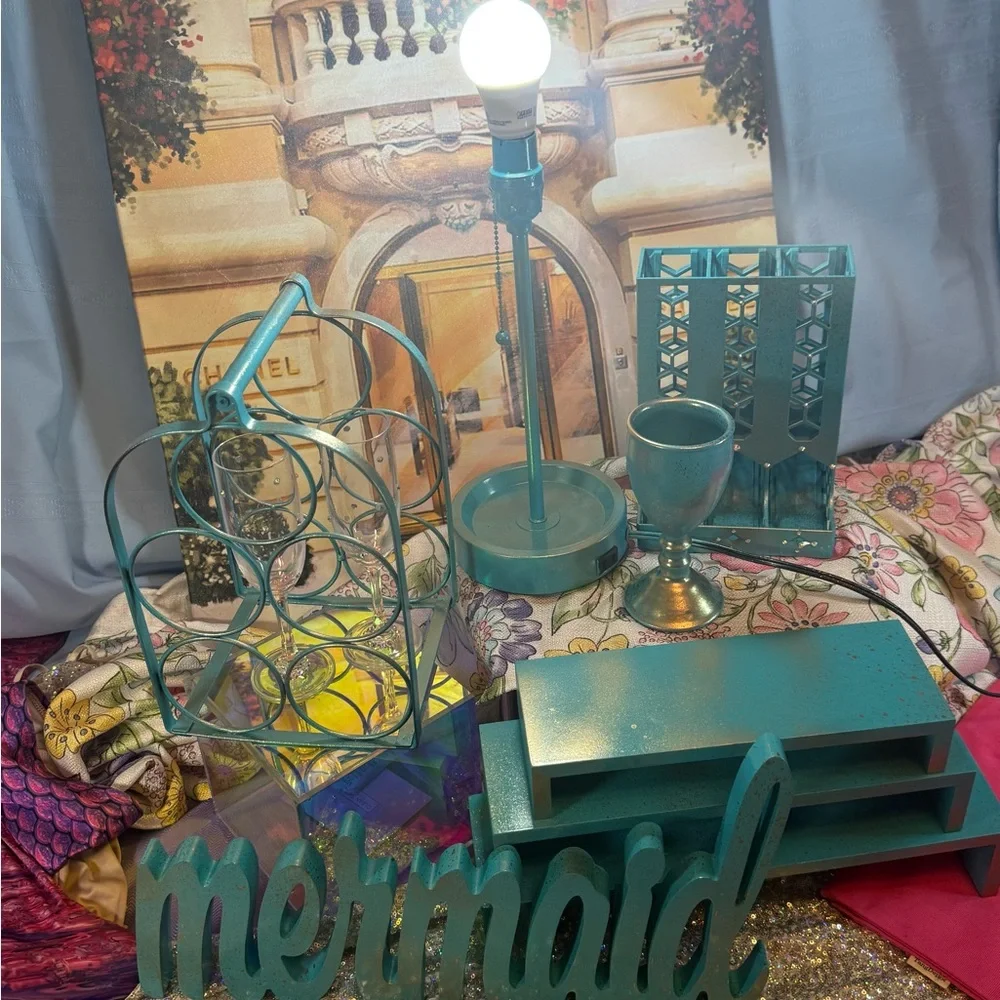 “Sea breeze with gold splash-mermaid Home Decor Set 10 items!